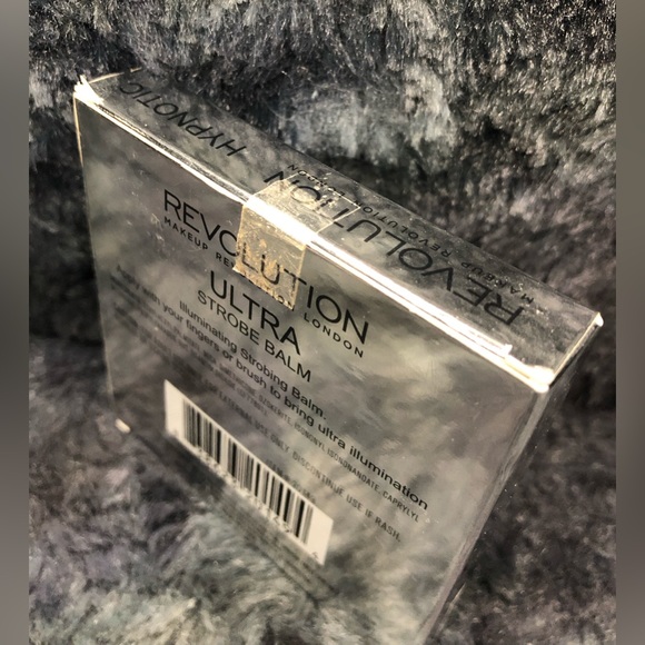 NIB- SEALED! Makeup Revolution London Ultra Strobe Balm - HYPNOTIC - Picture 3 of 5